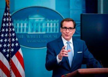 EE.UU. niega haber enviado globos espía a China