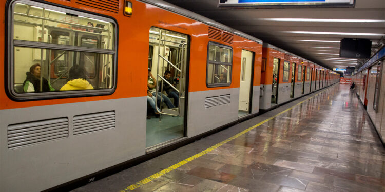 Detenidos por robo de cable no son trabajadores del Metro: García Harfuch