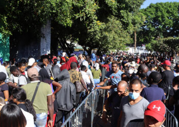 Cada mes, 90,000 migrantes cruzan la frontera sur de México