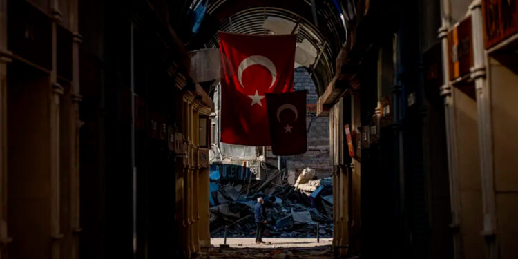 Más de 35,000 fallecidos y 100,000 heridos  Turquía por los terremotos
