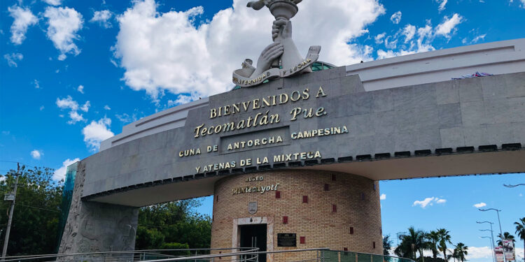 Feria Tecomatlán 2023, prueba de que Antorcha está más viva que nunca: Aquiles Córdova