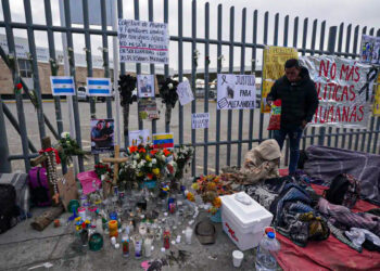 INM de Chihuahua ordenó no abrir celda de migrantes cuando comenzó el fuego: Abogado de víctimas