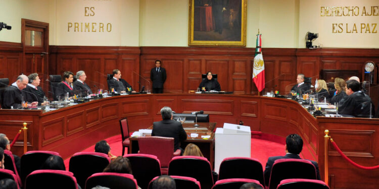 Académicas de la UNAM reprueban violencia política contra Ministra Piña