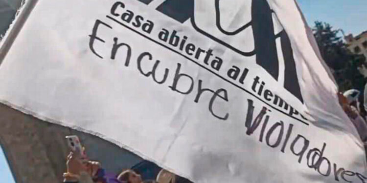 Universitarias toman la UAM Cuajimalpa por caso de abuso sexual