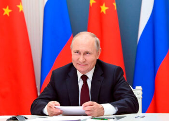 Vladímir Putin felicita a Xi Jinping por su tercer mandato como presidente de China