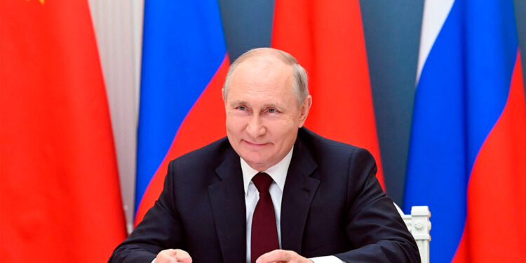 Vladímir Putin felicita a Xi Jinping por su tercer mandato como presidente de China