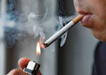 Ley antitabaco suma 2,000 amparos