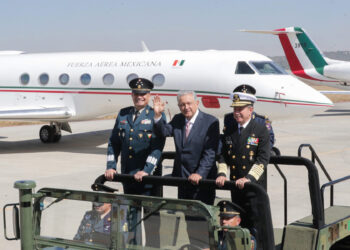 Hacienda autoriza crear aerolínea a cargo del Ejército