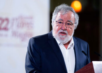 Alejandro Encinas fue espiado con Pegasus al investigar abusos del Ejército: NYT