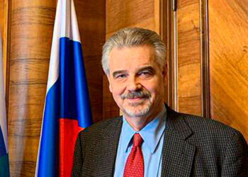 Nikolay Sofinskiy, nuevo embajador de Rusia, llega a México