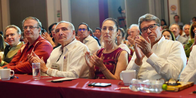 Mario Delgado anuncia financiamiento de 5 mdp para cada una de las “corcholatas”