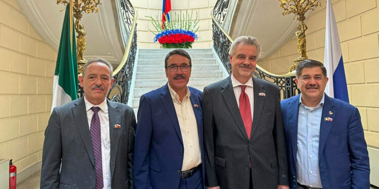 Antorcha da bienvenida a nuevo embajador de Rusia en México