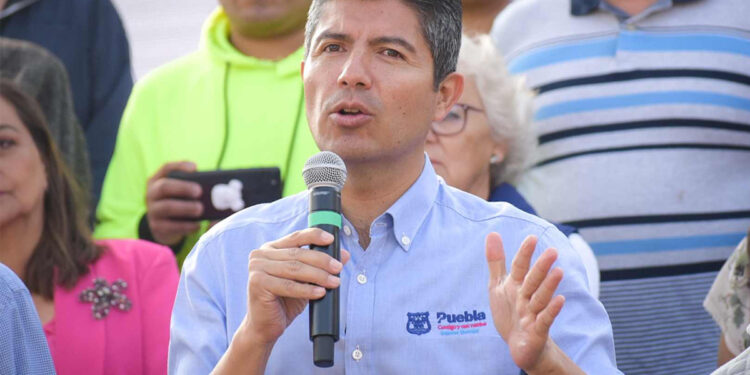 Alcalde de Puebla anuncia acuerdos por conflicto en Mercado Amalucan