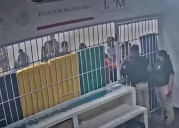 Detienen a otro migrante por incendio en estación del INM en Cd. Juárez