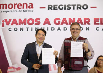 Marcelo Ebrard se registra ante Morena para 2024