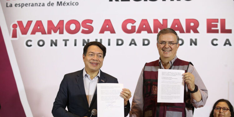 Marcelo Ebrard se registra ante Morena para 2024