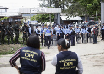 Motín en cárcel de mujeres en Honduras deja 41 reclusas muertas