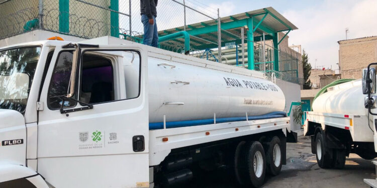 Sacmex condiciona entrega de agua potable en Tláhuac: familias preparan marcha