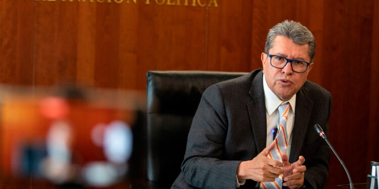 Ricardo Monreal también prepara renuncia