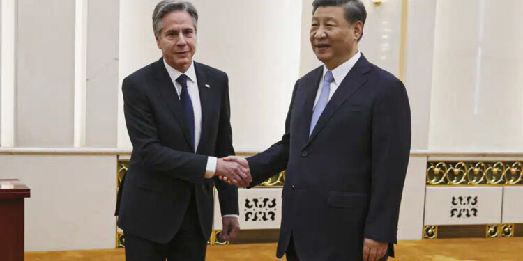Xi Jinping y Blinken se reúnen en Pekín: China pide estabilizar relaciones