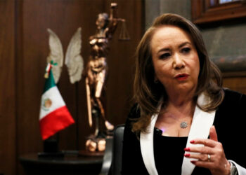 Jueza declaró inocente a Ministra Esquivel de plagio de tesis