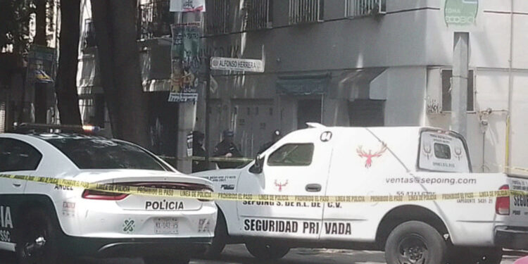 Inseguridad se expande en CDMX: asaltan camioneta de valores en la Cuauhtémoc