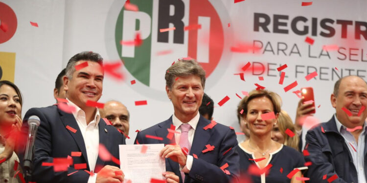 De la Madrid se registra como aspirante para encabezar el Frente Amplio por México