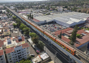 Reabren sólo cinco estaciones del tramo elevado de la Línea 12