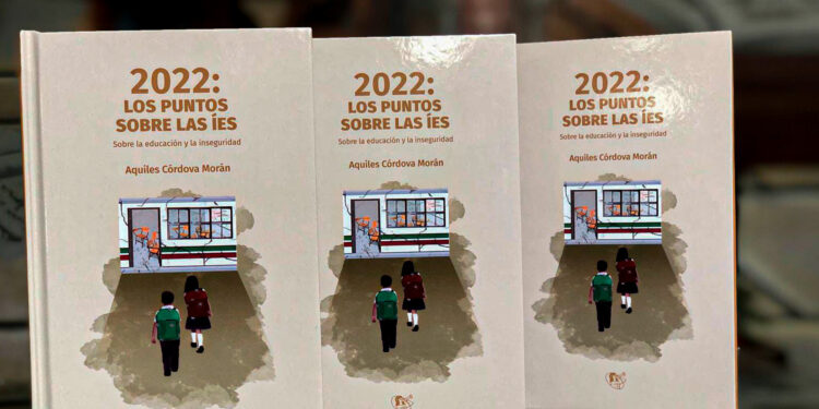 Esténtor publica “2022: los puntos sobre las íes”, nuevo libro que se suma a la obra de Aquiles Córdova