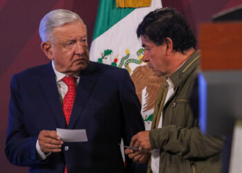 TEPJF sanciona a AMLO por violar ley electoral