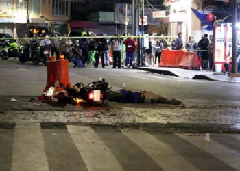 También persiguen y asesinan a motociclista en la Avenida Izazaga