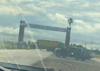 Reportan “narcobloqueos” en cinco puntos de Navolato, Sinaloa