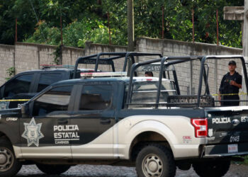 Carga AMLO con 160,004 asesinatos