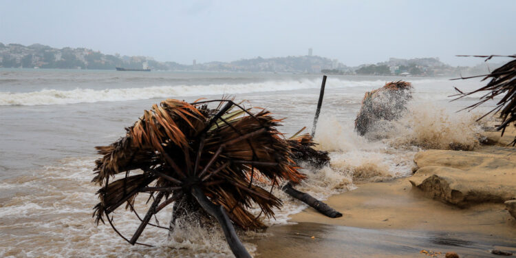 SMN prevé formación de tormenta tropical ‘Calvin’ en el océano Pacífico