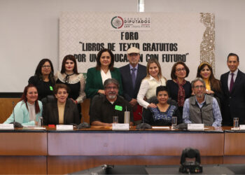 Nuevos libros de texto olvidan avances educativos, alertan especialistas