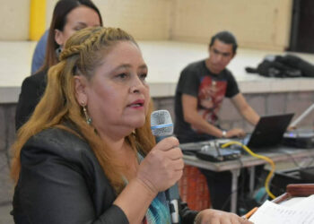 Comunidad estudiantil del COBAEZ de Trancoso pide respetar derechos laborales de su directora