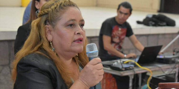 Comunidad estudiantil del COBAEZ de Trancoso pide respetar derechos laborales de su directora