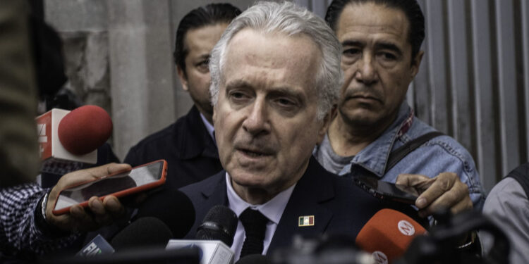 Santiago Creel renuncia a la Presidencia de la Cámara de Diputados