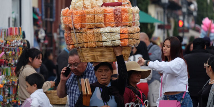 Informalidad alcanza a 32.3 millones de mexicanos