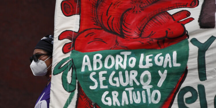 SCJN despenaliza el aborto en todo México