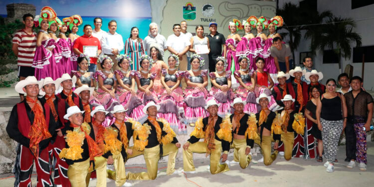 Antorcha lleva arte al sureste mexicano