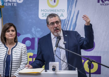 Presidente electo de Guatemala acusa “golpe de Estado en curso” para evitar que tome el cargo