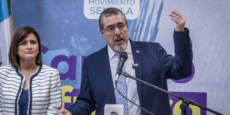 Presidente electo de Guatemala acusa “golpe de Estado en curso” para evitar que tome el cargo