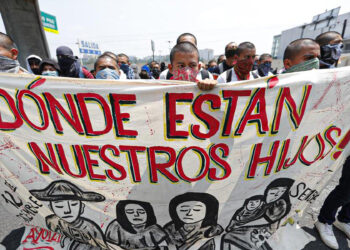 Paciencia de familias de Ayotzinapa se agota en la víspera del noveno aniversario