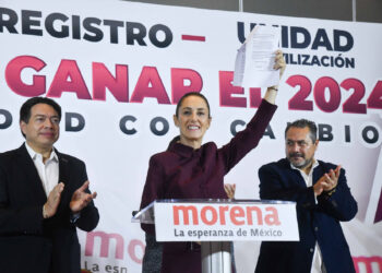 Rebelión en Morena: dos encuestadoras dan una virtual victoria a Sheinbaum