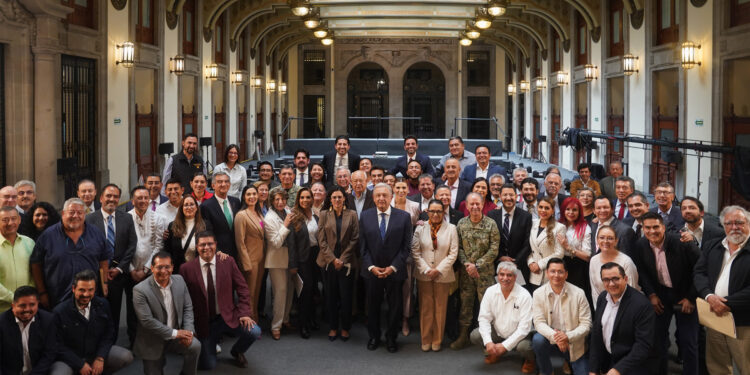 Un presupuesto para ganar elecciones, aunque se hunda más el país