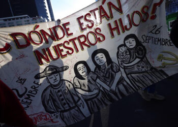 Expertos independientes de Ayotzinapa defienden su trabajo ante ataques de AMLO