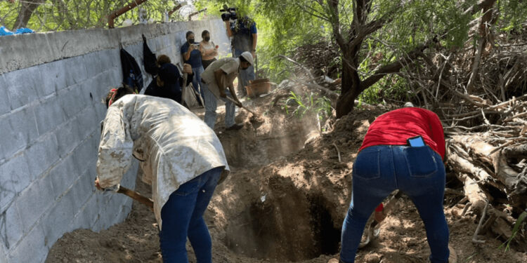 Descubren casi 3 mil fosas clandestinas en sexenio de AMLO