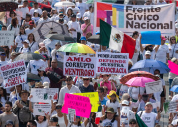 Marcha el Poder Judicial en más de 20 ciudades contra recortes de AMLO