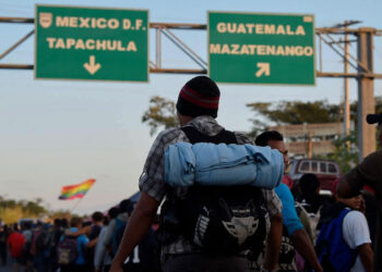 Llegan a México 16 migrantes diarios: AMLO